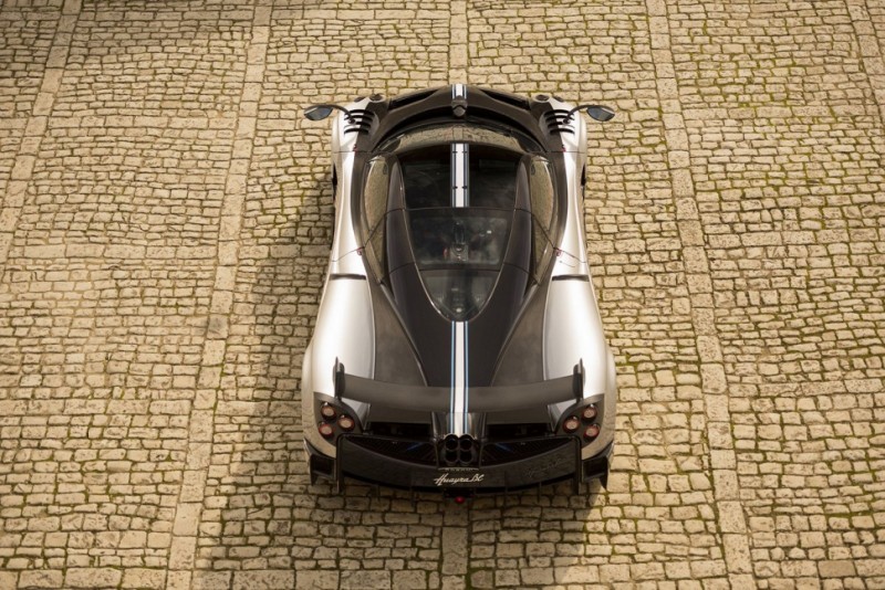 paganis-new-2-5m-huayra-bc-hypercar-is-already-sold-out13
