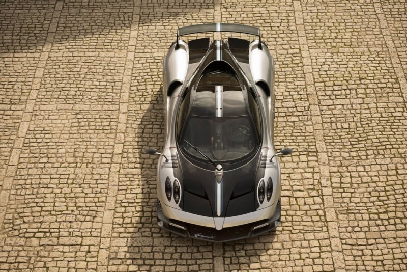 paganis-new-2-5m-huayra-bc-hypercar-is-already-sold-out4