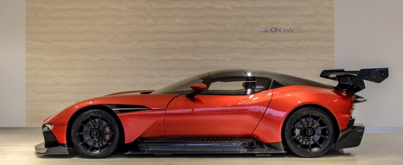 used-aston-martin-vulcan-pops-up-on-the-market-for-3-4m9