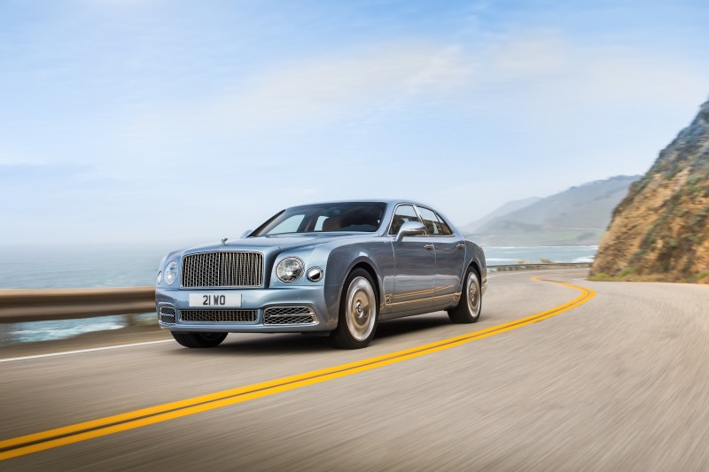 bentley-redesigns-the-mulsanne-and-mulsanne-speed-for-20171