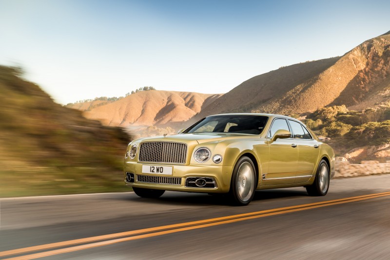 bentley-redesigns-the-mulsanne-and-mulsanne-speed-for-201715