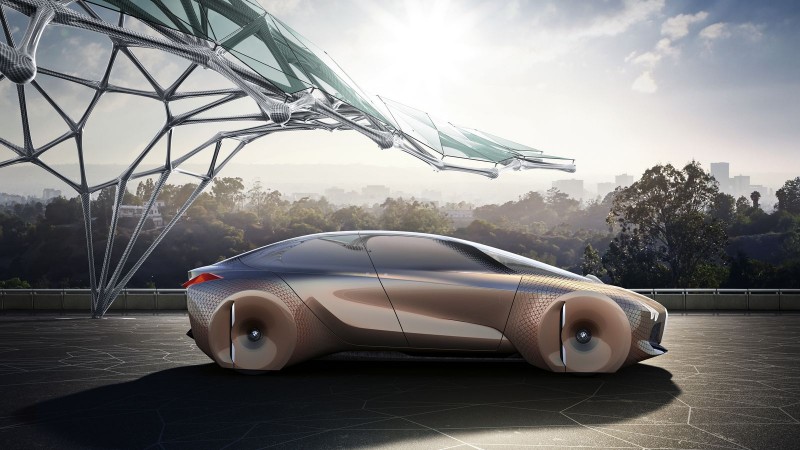 bmw-looks-to-the-distant-future-with-vision-next-1001