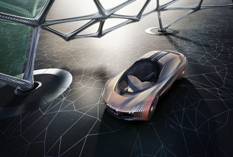 bmw-looks-to-the-distant-future-with-vision-next-10013