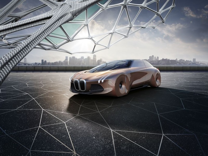 bmw-looks-to-the-distant-future-with-vision-next-10016
