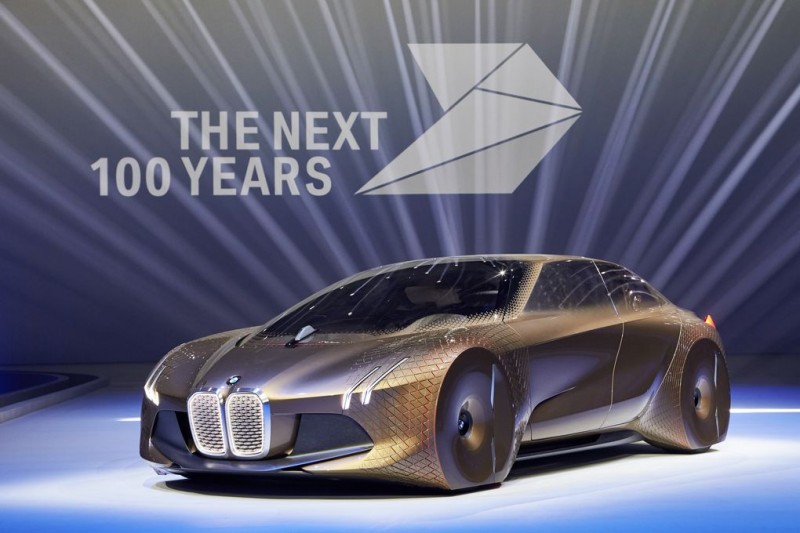 bmw-looks-to-the-distant-future-with-vision-next-1002