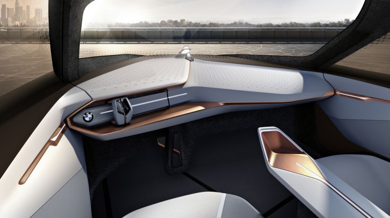 bmw-looks-to-the-distant-future-with-vision-next-1003