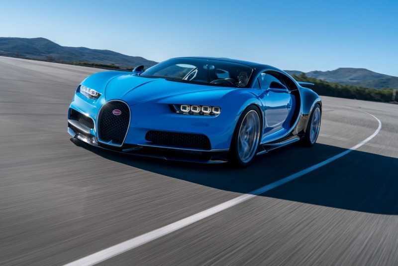 bugatti-finally-unveils-the-2-6-million-1500-horsepower-chiron-supercar17