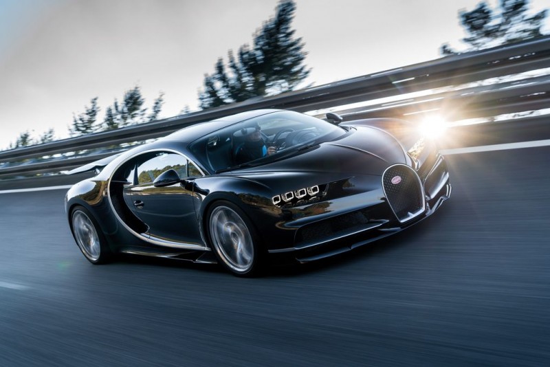 bugatti-finally-unveils-the-2-6-million-1500-horsepower-chiron-supercar24