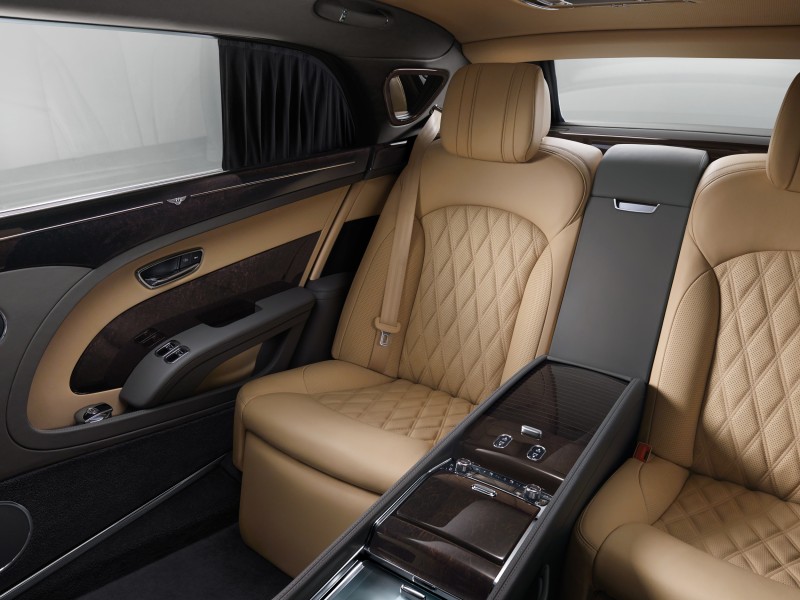 for-those-who-prefer-to-be-chauffeured-the-bentley-mulsanne-extended-wheelbase7