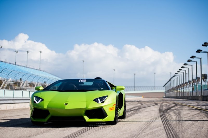 learn-how-to-tame-a-lamborghini-with-the-accademia-and-esperienza-programs13