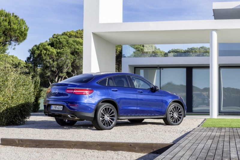 mercedes-amg-glc43-coupe-is-high-on-style13