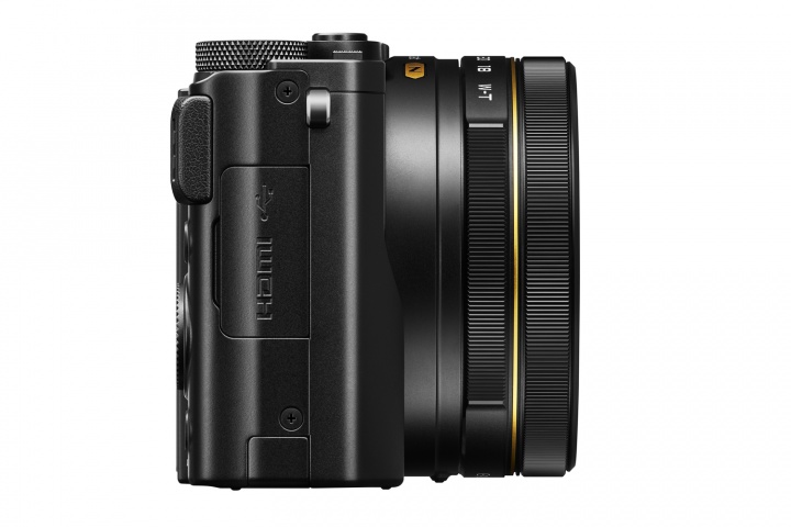 nikon-launches-new-line-of-premium-compact-cameras11