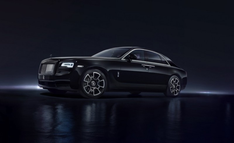 rolls-royce-targets-the-young-and-rich-with-black-badge-label9