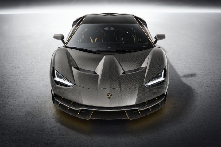 the-1-9m-lamborghini-centenario-supercar-is-a-tribute-to-the-automakers-founder3