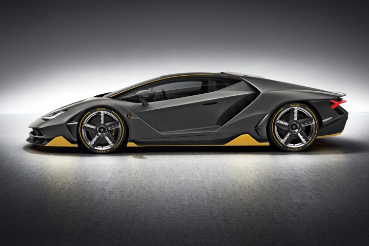 the-1-9m-lamborghini-centenario-supercar-is-a-tribute-to-the-automakers-founder4