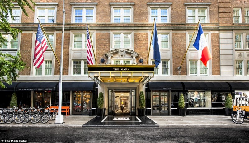 the-worlds-most-expensive-hotel-room-is-at-the-mark-hotel-in-nyc-and-will-cost-you-100knight10