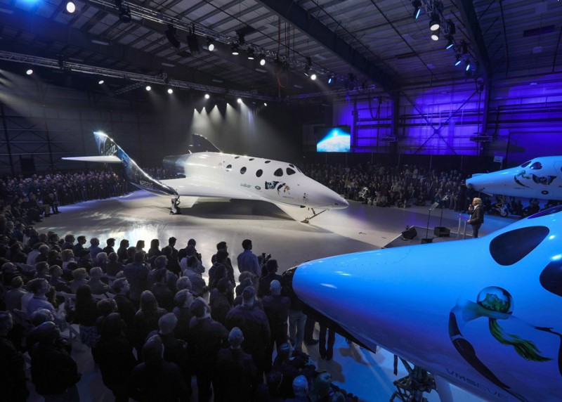 virgin-galactic-unveils-updated-spaceshiptwo-craft-ahead-of-new-test-flights2