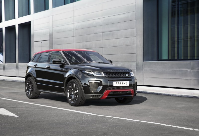 land-rovers-best-selling-evoque-gets-a-refresh-for-201711