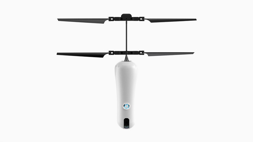 roam-e-mini-drone-is-the-high-tech-alternative-to-selfie-sticks2