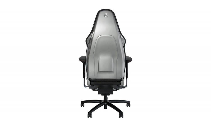 sit-in-a-porsche-all-day-with-the-new-office-chair-rs1