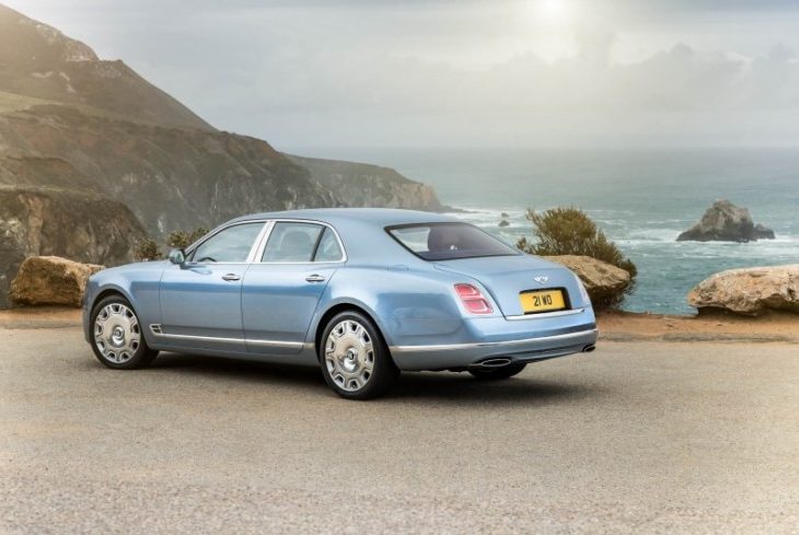 2017 Bentley Mulsanne First Edition Features 350-Year-Old Wood