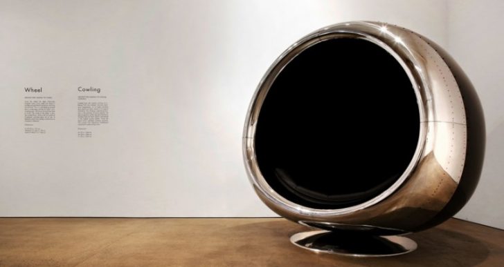 Boeing 737 Engine Cowling Turned Into Chair