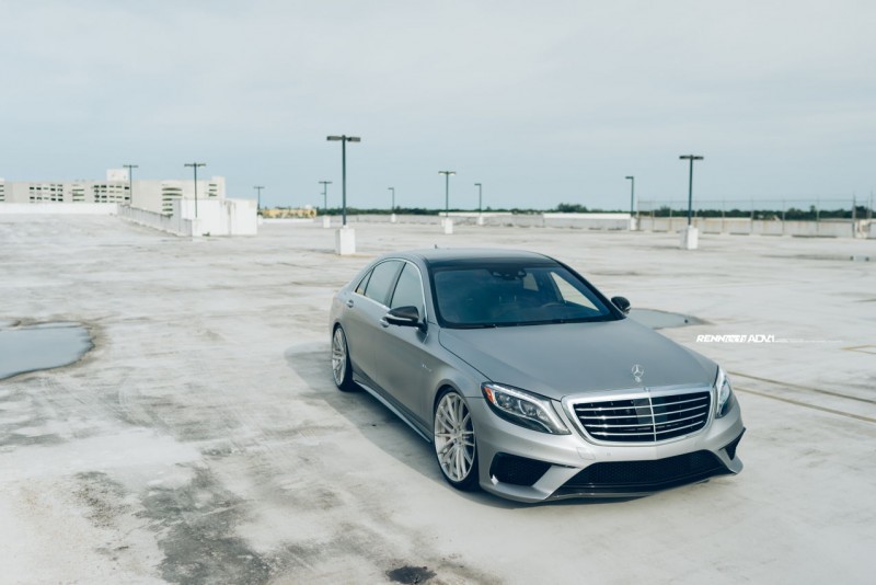 florida-based-tuner-renntech-transforms-the-s-class-into-a-powerful-beast6