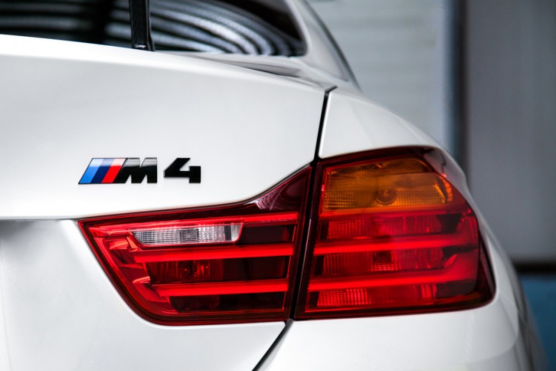 limited-edition-bmw-m4-competition-sport12