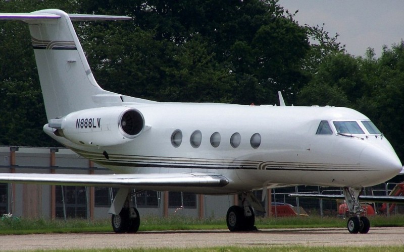 floyd-mayweather-purchases-2nd-private-jet2