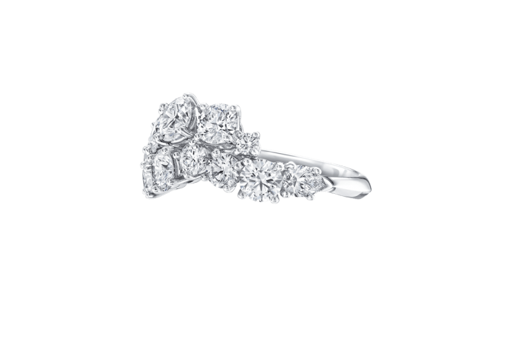 harry-winston-introduces-new-sparkling-cluster-jewelry-collection6
