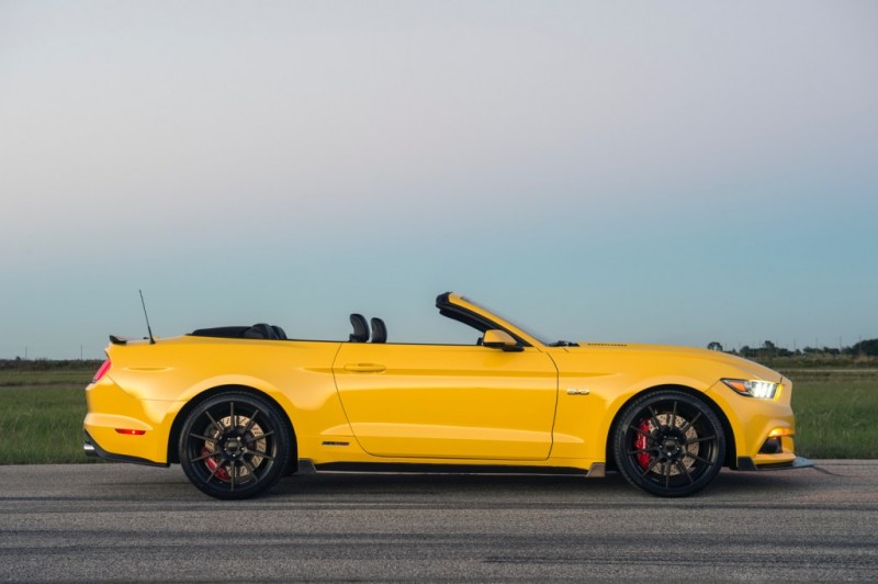 hennessey-celebrates-25-years-with-hpe800-mustang-gt32