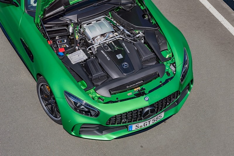 mercedesamg-unleashes-its-green-hell-gt-r-onto-the-world8