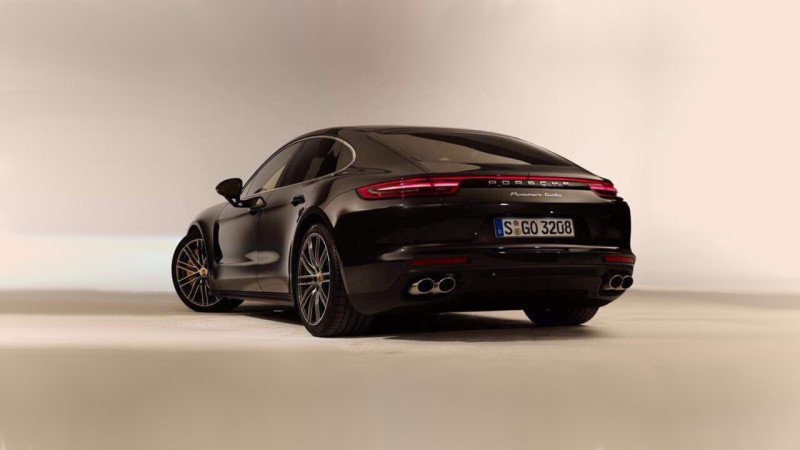 porsche-works-out-the-kinks-with-new-panamera2