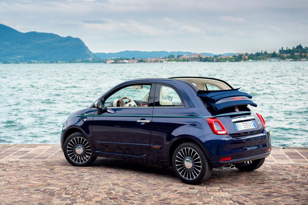 the-new-fiat-500-riva-edition-brings-the-sea-to-the-street13