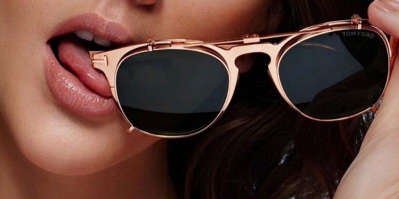 tom-ford-unveils-2k-gold-plated-sunglasses1