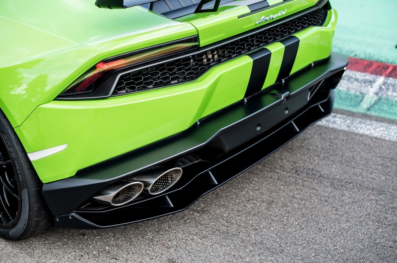 Lamborghini-Huracan-aerodynamic-kit-rear-end