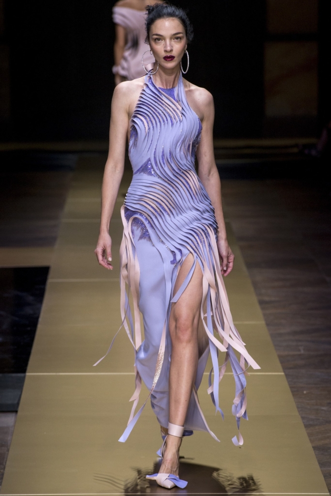 couture-goes-80s-at-atelier-versace-show29