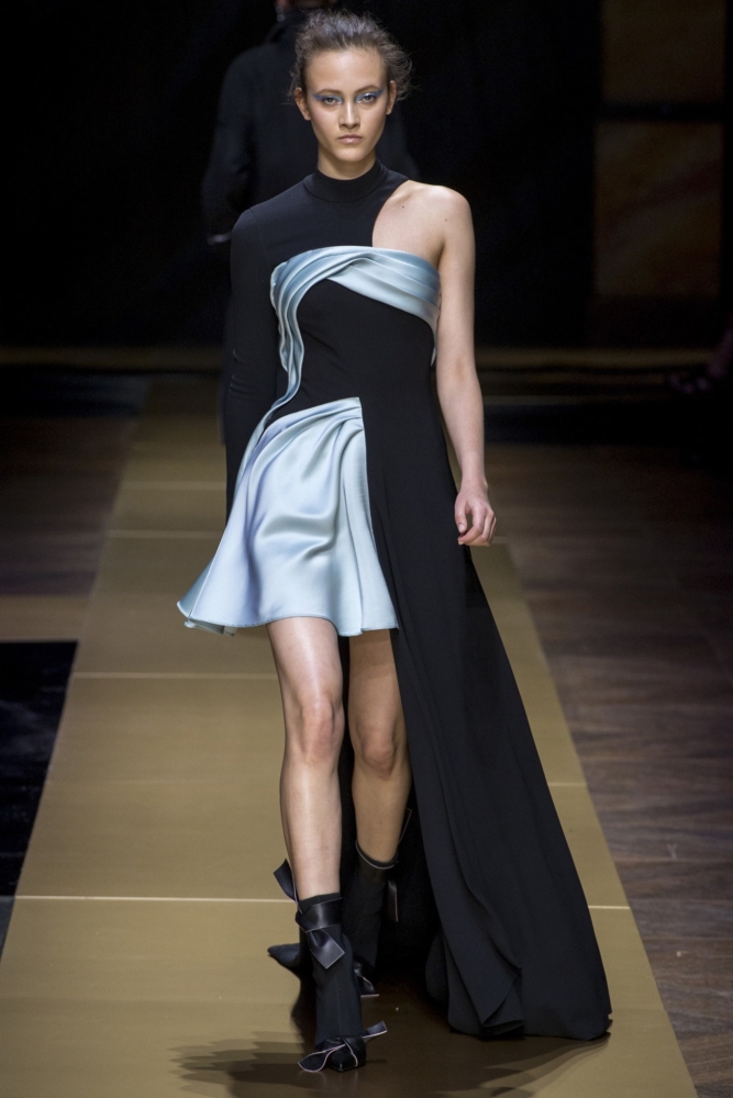 couture-goes-80s-at-atelier-versace-show8