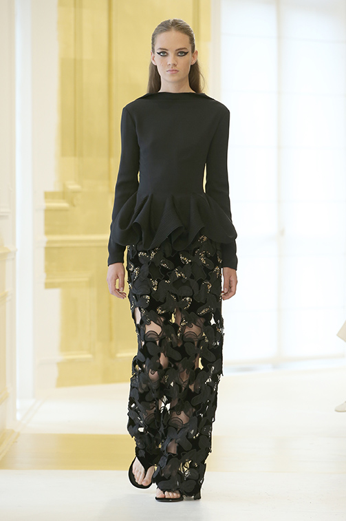 dior-goes-back-to-its-roots-with-2016-fall-couture-collection13