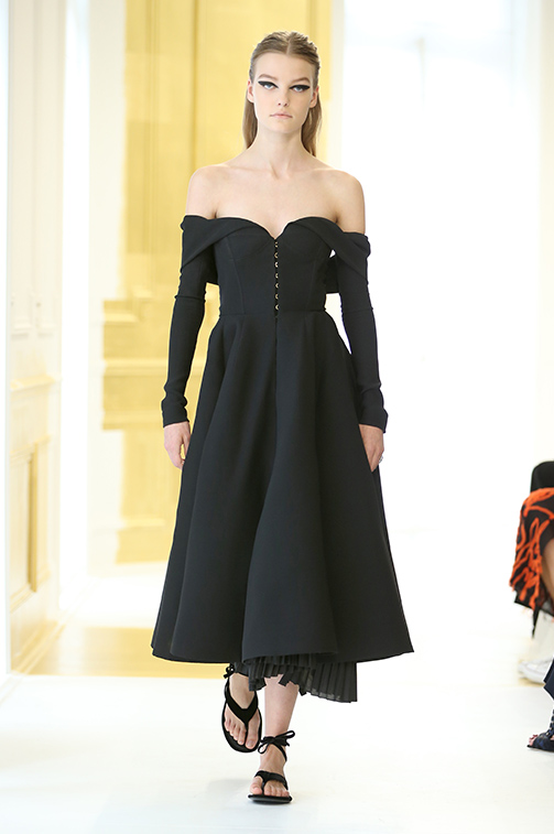 dior-goes-back-to-its-roots-with-2016-fall-couture-collection4
