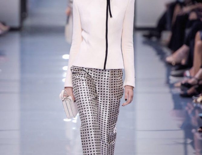 It’s All About the Houndstooth in Fall’s Armani Privé Couture Line