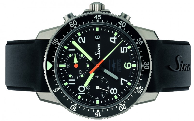 sinn-spearheads-new-aviator-watch-standard-with-three-new-models8