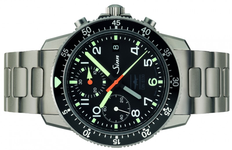 sinn-spearheads-new-aviator-watch-standard-with-three-new-models9
