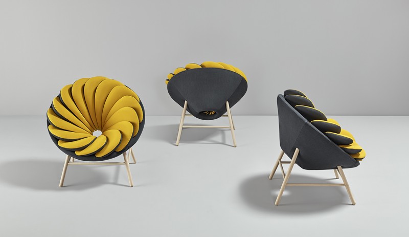 14-overlapping-pillows-give-missanas-quetzal-armchair-its-spiral-design3