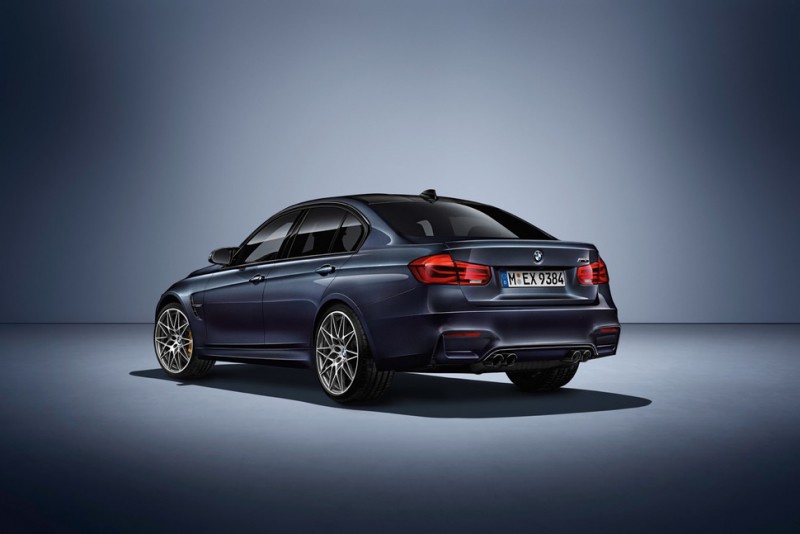 bmw-promises-150-u-s-examples-of-30-jahre-edition-m32