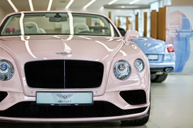 pantones-colors-of-the-year-make-it-to-the-bentley-continental5