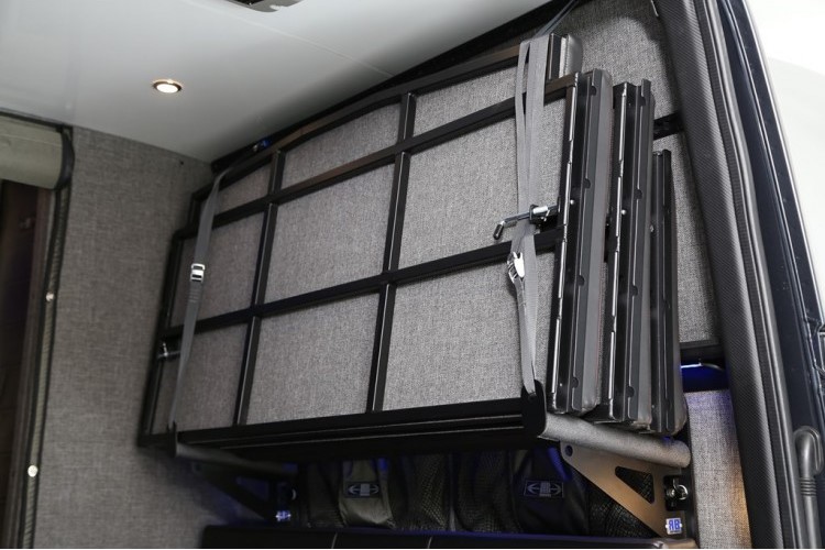 rb-components-sawtooth-adventure-van-04-is-a-glamper-made-from-a-mercedes-sprinter12