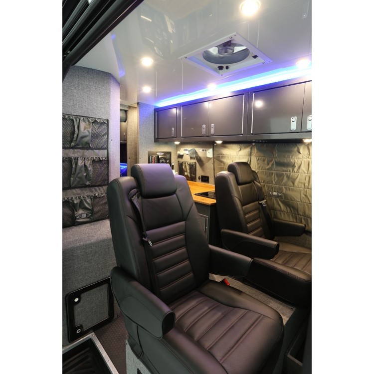 rb-components-sawtooth-adventure-van-04-is-a-glamper-made-from-a-mercedes-sprinter17