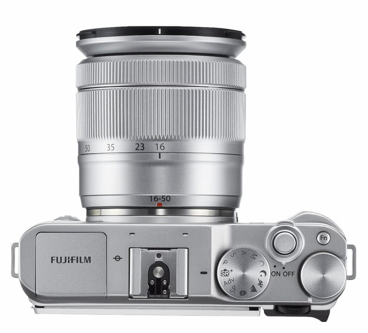 the-mirrorless-fujifilm-x-a3-is-a-retro-camera-for-the-selfie-set2