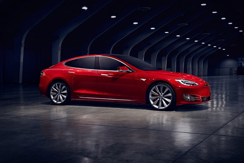 with-battery-upgrade-tesla-s-p100d-is-now-the-fastest-production-car-in-the-world2